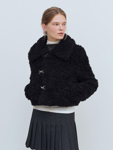 HOOK CLOSING UNBALANCE COLLAR FUR SHORT JACKET - B - YUSE - Modalova