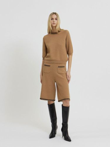 Trimming Point Knit Bermuda Pants Camel - Mare di mari - Modalova