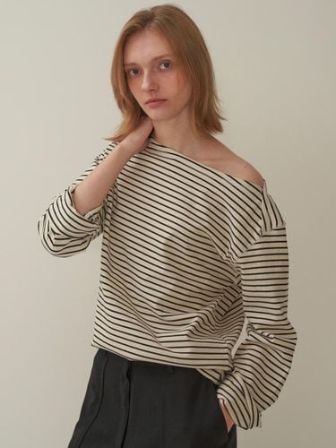 Boat neck off shoulder T-shirt -Stripe - MOTT - Modalova