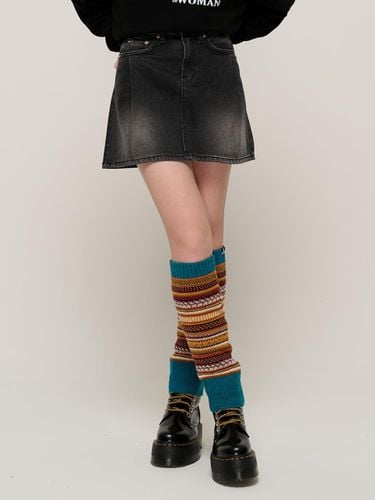 Balloon fit denim unique mini skirt (black blue) - CARGOBROS - Modalova