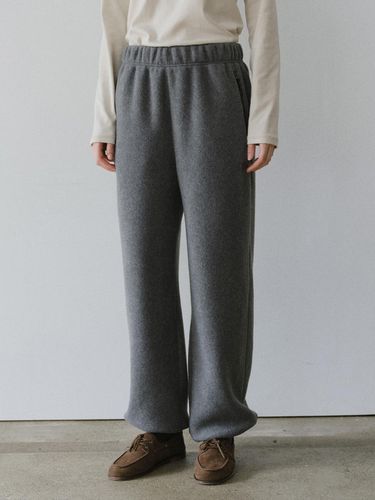 Emblem fleece pants - URAGO - Modalova