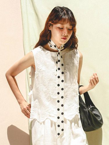 Lace White Vest - J VINEYARD - Modalova