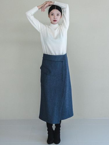 Unbal Pocket Blue Wool Skirt - J VINEYARD - Modalova