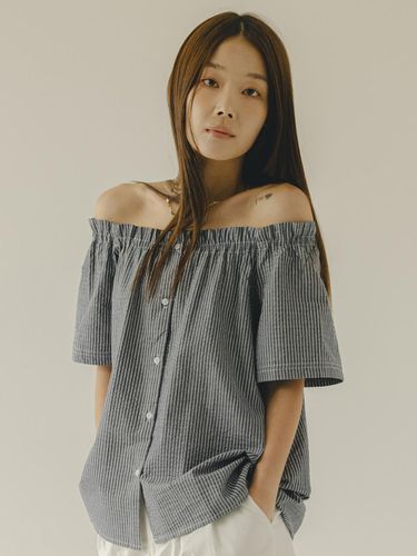 Seersucker Off Shoulder Navy Blouse - J VINEYARD - Modalova