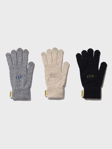 PCE LOGO SMART GLOVES (3COLORS) - PIECEMAKER - Modalova