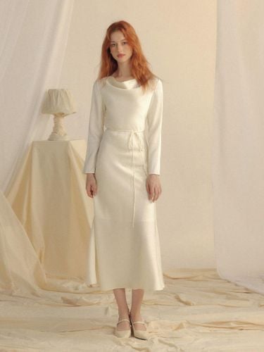 Boat Neck Satin Long Dress [Ivory] - Sincethen - Modalova