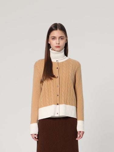 Cashmere Crewneck Color Block Cable Knit Cardigan [Beige] (UFJKCA452C) - UNIT - Modalova