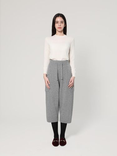 Whole Garment Seamless Cashmere Blend Loose Fit Pants [Grey] (UFJKBP487N-M) - UNIT - Modalova