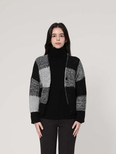 Check Pattern Boucl Loose Fit Cardigan [BLACK] (UFJKCA45DS) - UNIT - Modalova