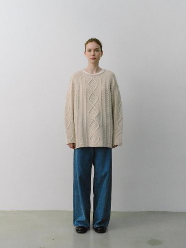 Cable Cozy Relaxed Wool Sweater [Ivory] - HESS - Modalova