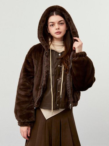 Polyester Wide Hood Fur Jacket [BROWN] - koolkitten - Modalova