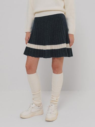 Wool Ribbed Medium Length Flare Skirt [Grey] - OBER GOLF & SPORTS - Modalova