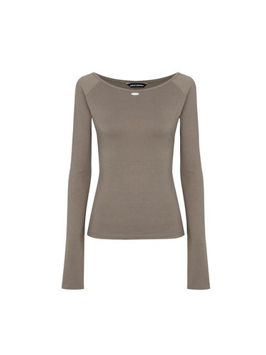 Boatneck Fitted Luxurious Top [Coco Brown] - PAIN OR PLEASURE - Modalova