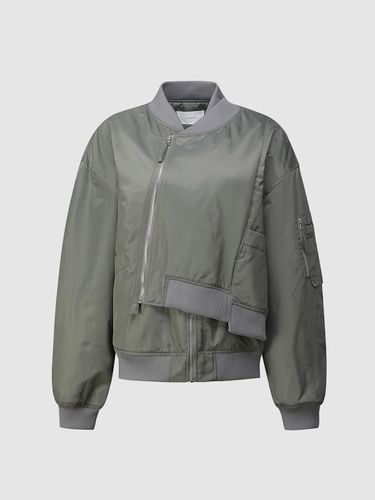 Diagonal Zip-up Modified Oversized Padded Jacket (NADW0-WHH510_570) - comgen - Modalova