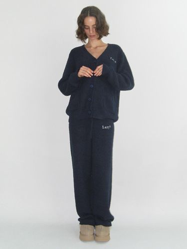 Fluffy V-neck Tapered Set [Navy] - lazyz - Modalova