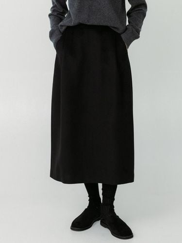 Cashmere Balloon Structured Skirt [Black] - RRACE - Modalova