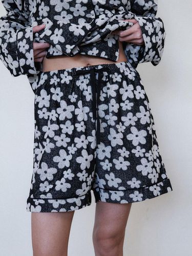 Terry Floral Print Elastic Waist Pajama Shorts [BLACK] - EPINGLER - Modalova