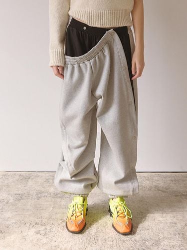 Fluffy Cotton Relaxed Fit Pants - PROJECT WAVE - Modalova