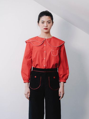 Cotton Double Layer Collar Blouse [RED] - GAYEON LEE - Modalova