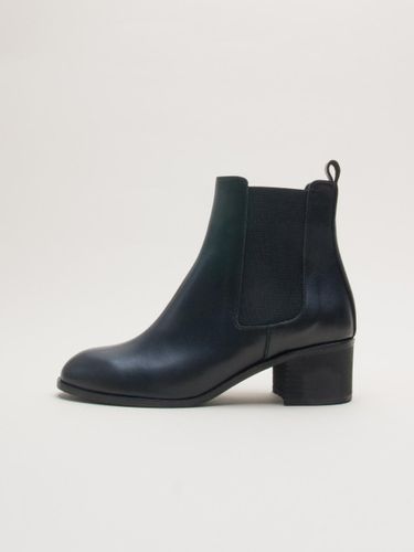 Premium Leather Winter Chelsea Boots (kw2751) - karen white - Modalova