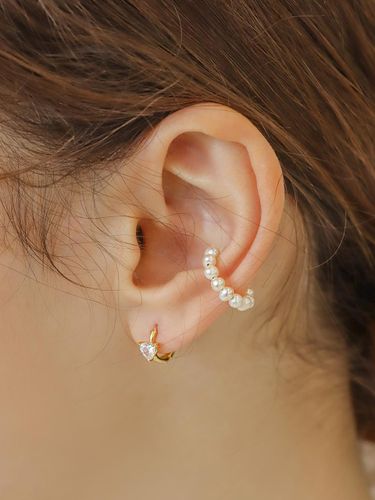 Pearl Ear Cuff - ENGBROX - Modalova