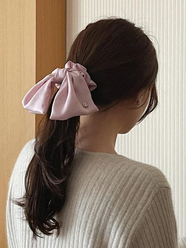 Vintage Satin Ruffle Scrunchie [] - oar - Modalova