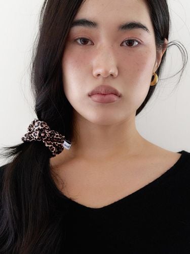 Leopard Print Mini Hair Scrunchie - geegee - Modalova