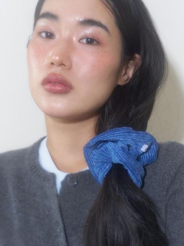 Corduroy Cozy Versatile Scrunchie - geegee - Modalova