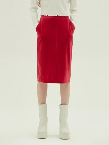 Velvet Pencil Elastic Skirt [Red] - emilee F - Modalova