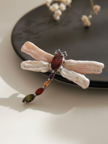 Pearl Cubic Dragonfly Platinum Brooch (Bb0441) - J.Lauren - Modalova