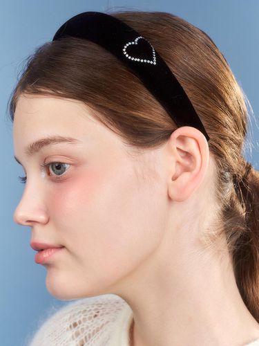 Velvet Heart Cubic Hairband [3 Colors] - ENGBROX - Modalova