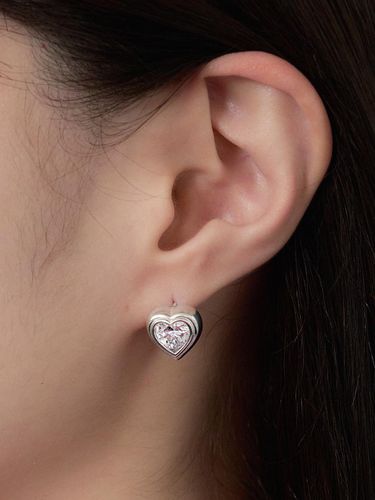 Silver925 Heart Cubic Earring - geegee - Modalova