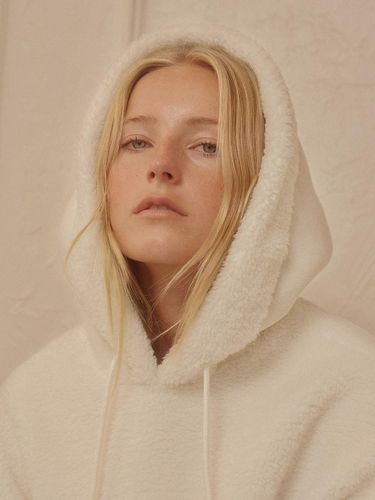 Oversized Fleece Hooded Top [WHITE] - NYLORA - Modalova