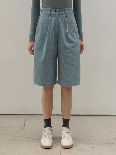 Cotton Corduroy Wide Fit Bermuda Pants [SORA] - NONANDNON - Modalova