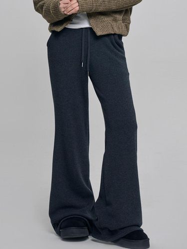 Slim Fleece-Lined Bootcut Pants [Charcoal Gray] - chicks - Modalova