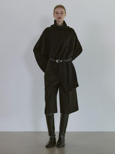 Cashmere Cape Wrap Knit [BLACK] - STAYPEOPLE - Modalova