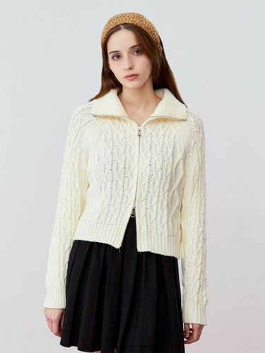 Cable Twisted Mock Neck Zip Up Cardigan [Beige] - koolkitten - Modalova