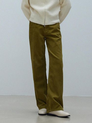 Corduroy Straight Classic Pants [Green] - LE STUDIO - Modalova