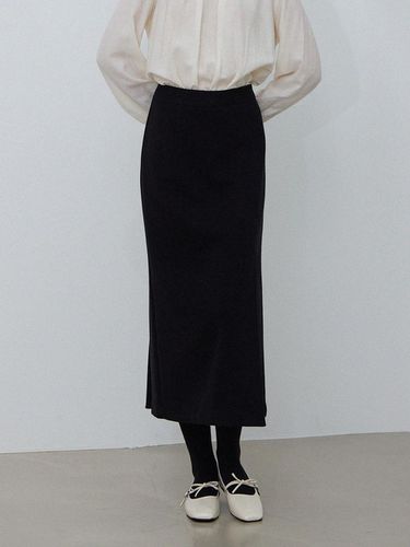 Slit Napping Wool Long Skirt [Black] - LE STUDIO - Modalova