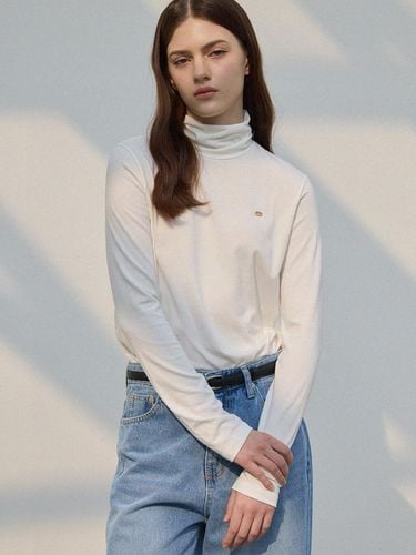 Soft Fleece Turtleneck T-shirt - LE STUDIO - Modalova