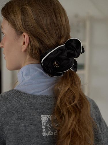 Velvet Logo Piping Hair Scrunchie [] - ANOETIC - Modalova