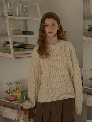 Cozy Cable Knit Loose Fit Sweater [Beige] - ANOETIC - Modalova