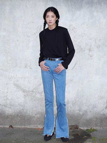 Side Slit Boot-Cut Flared Denim Pants - LEE y. LEE y - Modalova