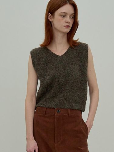 Fur Alpaca Blend Knit Vest [Khaki Brown] - Have&Have - Modalova