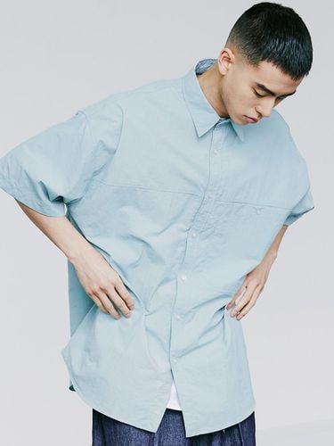 Nylon Loose Fit Utility Shirt [Blue] - KND - Modalova