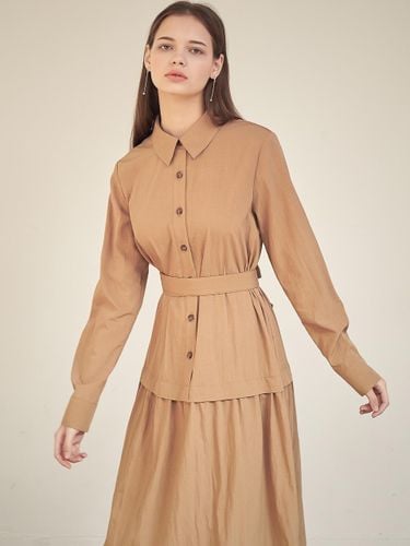 Shirring Flared Layered Dress [Camel] - ACUD - Modalova