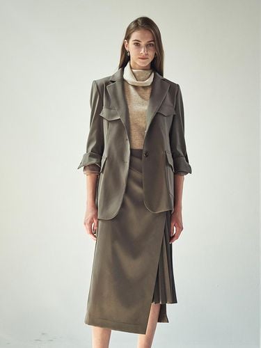 Multi-Pocket Belted Hip-Length Jacket [D.Brown] - ACUD - Modalova