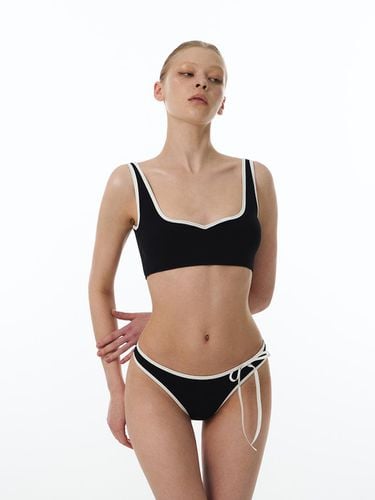 Line Heart Square Neck Bikini Bra [Black] - VINAJ - Modalova