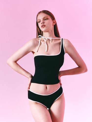 One-Shoulder Contrast Line Innovative Bikini [Black] - VINAJ - Modalova