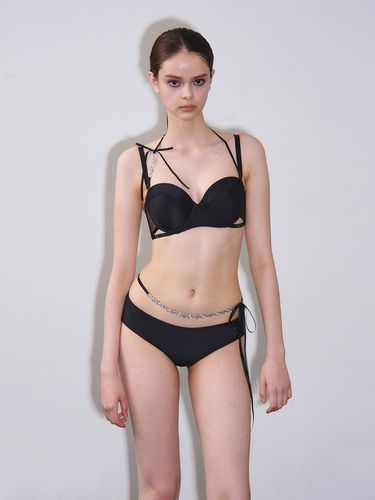 Chain Ribbon Halter Demi Cup Bikini Bra [Black] - VINAJ - Modalova